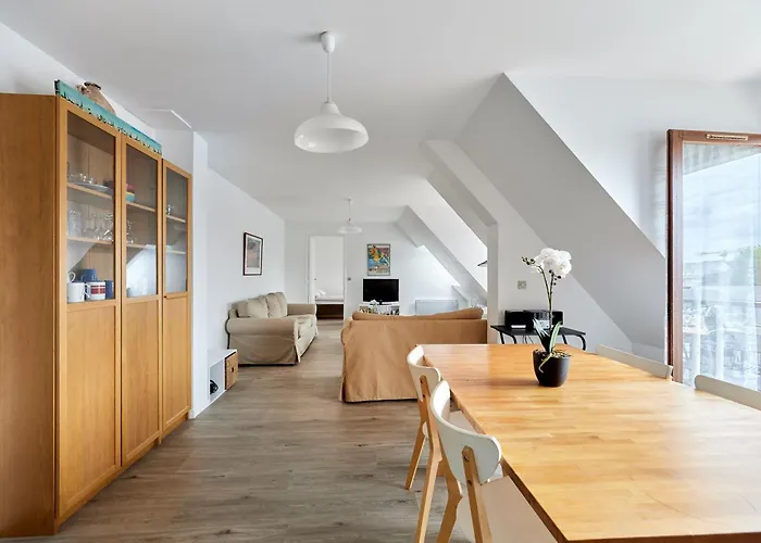 Le Repos De - Appt A 650m De La Apartment *